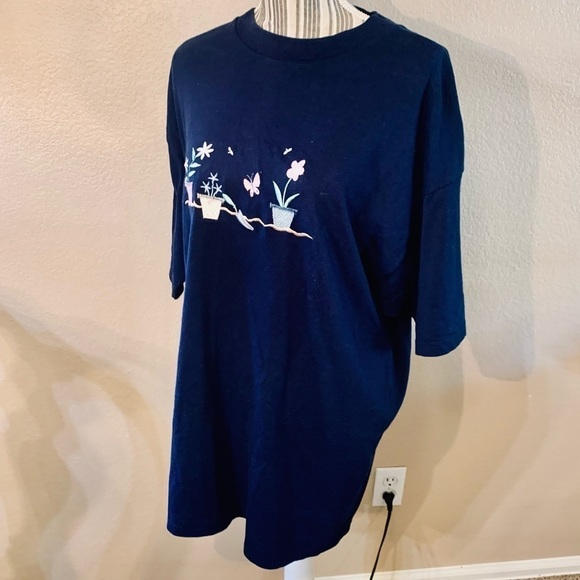 Endless Designs T-Shirt 2XL Navy Blue Embroidered Floral Design Cotton Poly - Picture 6 of 13